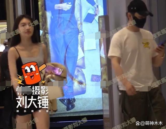 黄晓明叶珂复合感情升温！被曝同居还一起出国旅行