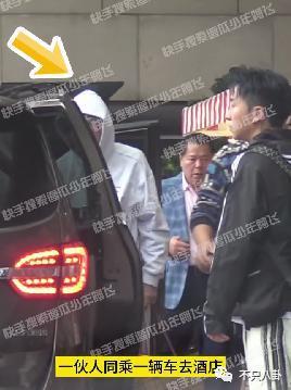 分手几个月已换两位女伴，且还都长得像他前女友？
