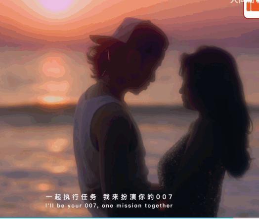 分手几个月已换两位女伴，且还都长得像他前女友？
