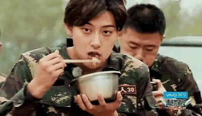 糊成这样，还不是自己作的……