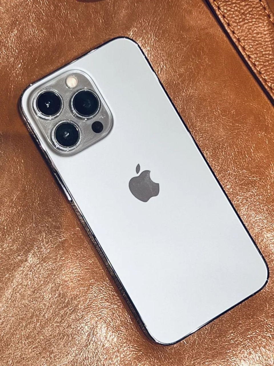 探索生活的设备或许不必完美，这是我用了 4 年 iPhone 后的思考