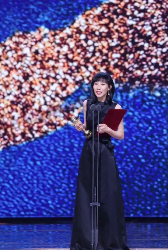 史上最强“小三”,迷倒邓超,被张译抛弃,35岁打脸娱乐圈