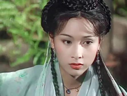 媲美李嘉欣，比肩李若彤，多次误当小三，她真的不是狐狸精？