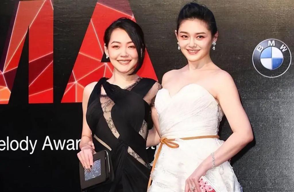 大小S回应被爆吸毒案胜诉，判决书曝光，狗仔庭上出示录音证据