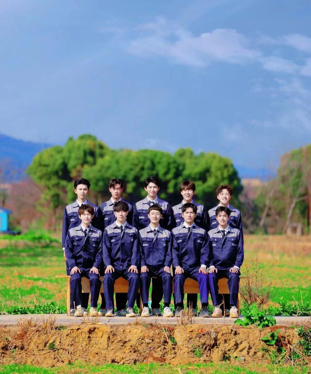 选秀消失，偶像公司过冬天