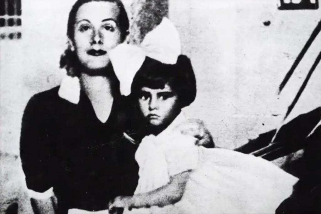 她或许是黄金年代好莱坞最会享受人生的初代Diva