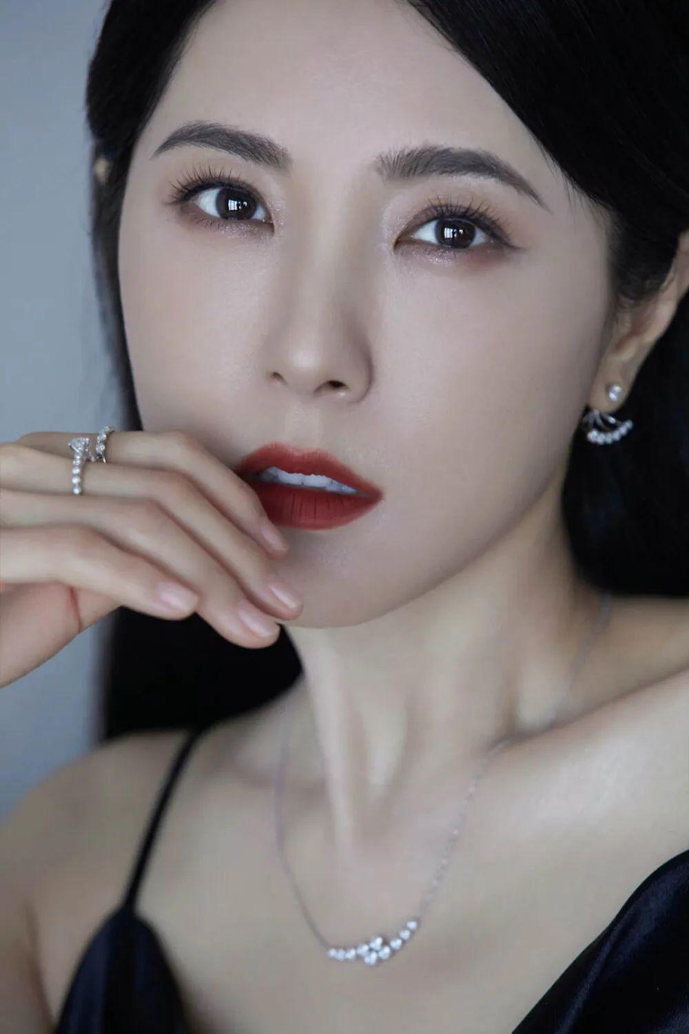 全员被嘲，活该？