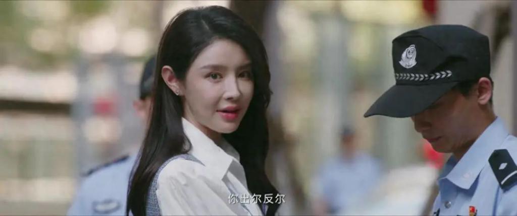 《无所畏惧》里摆烂的“老戏骨”：朱时茂跌下神坛，演技尴尬