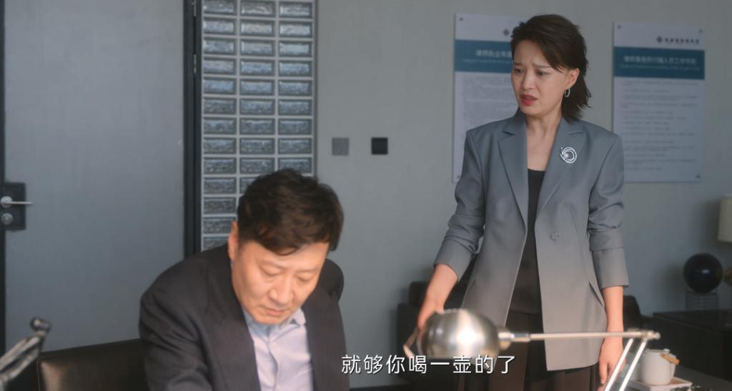 《无所畏惧》里摆烂的“老戏骨”：朱时茂跌下神坛，演技尴尬