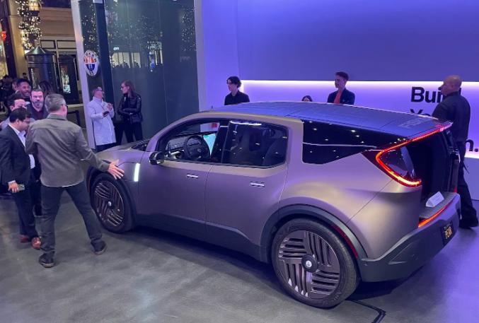 Fisker Pear 纯电紧凑型 SUV 量产版发布，采用“透明 A 柱”设计
