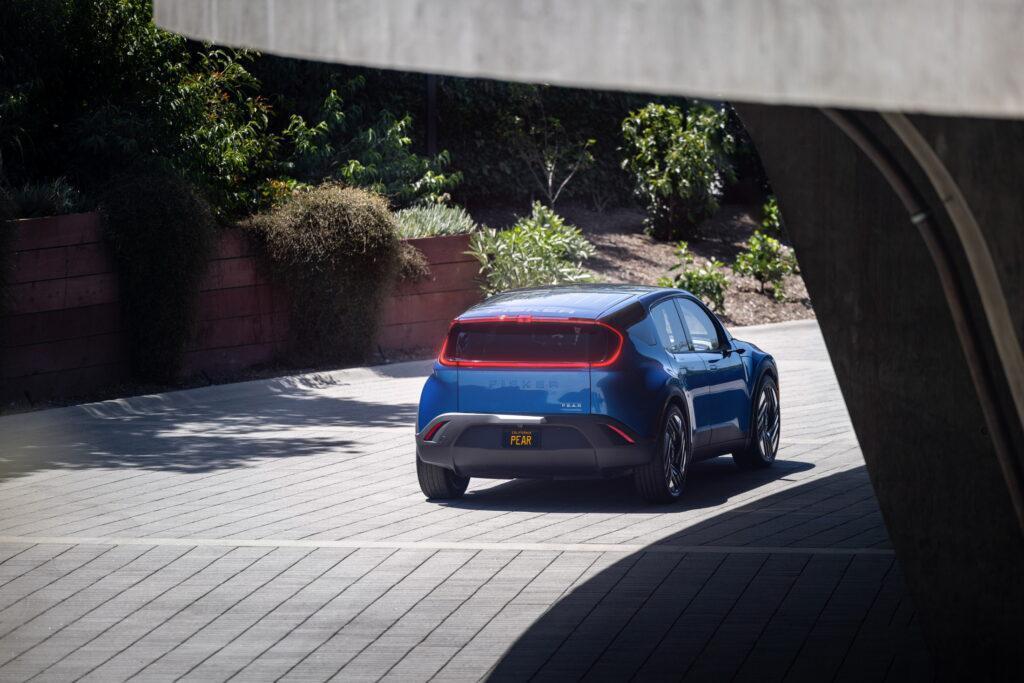 Fisker Pear 纯电紧凑型 SUV 量产版发布，采用“透明 A 柱”设计