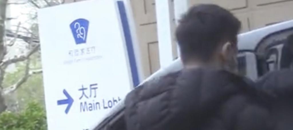 奚梦瑶新型炫富：生孩子不痛？
