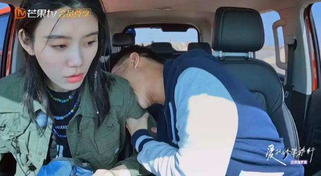 他俩是怎么做到风评在忽好忽坏之间反复跳横的？