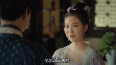 当演员被督促提升演技时，导演就不需要努力了吗？