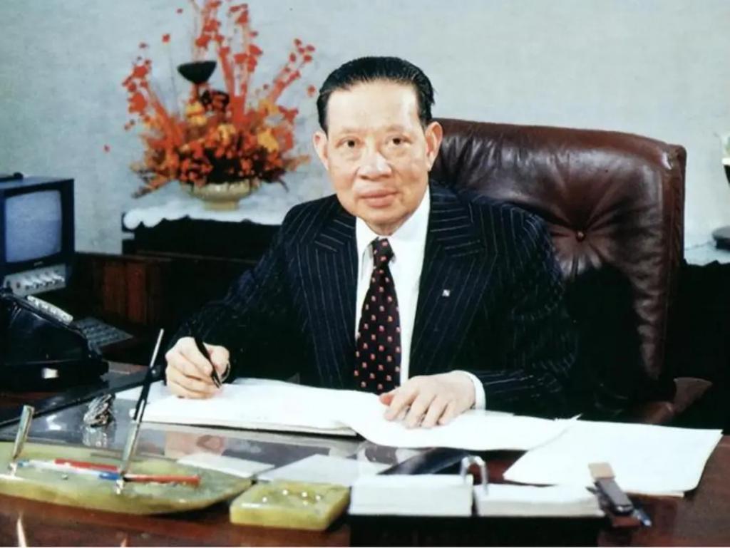 香港豪门最强的妈，还是她？