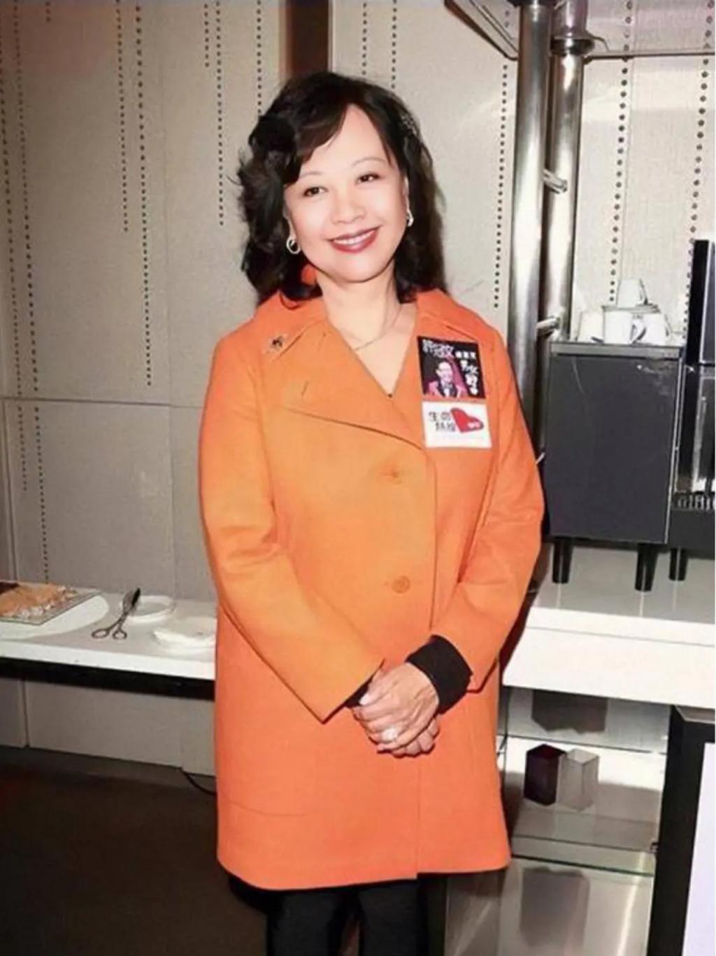 香港豪门最强的妈，还是她？