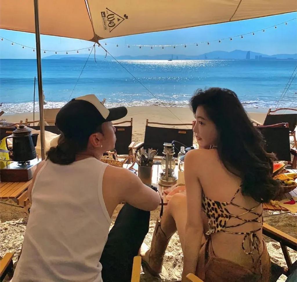 震惊！他不是有女朋友了吗？？