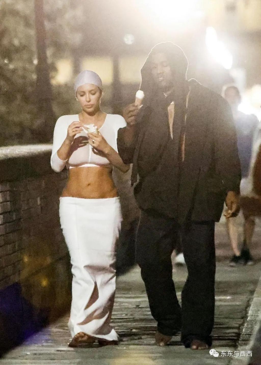 被顶流老公PUA到没朋友，吃饭穿衣都做不了主，离婚还是死撑