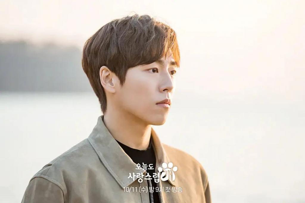 等这么久，他终于脱了