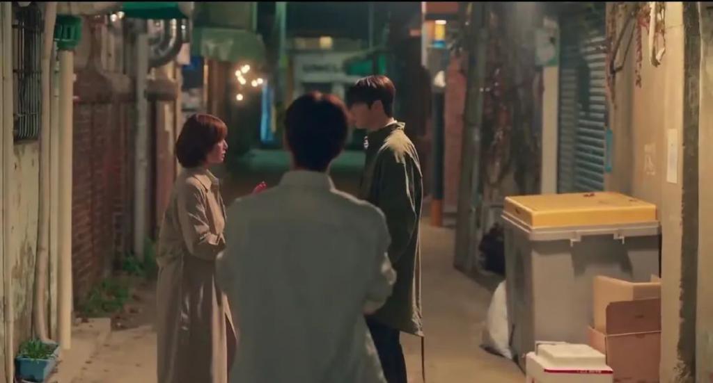 等这么久，他终于脱了