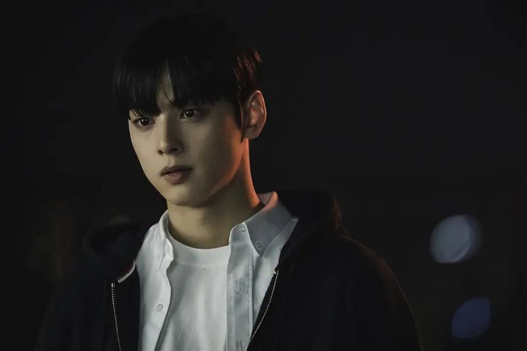 等这么久，他终于脱了