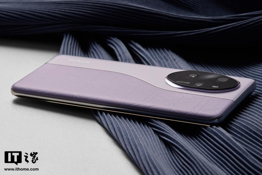 荣耀 100 系列图赏：别具一格配色与ID设计，首搭荣耀绿洲护眼屏