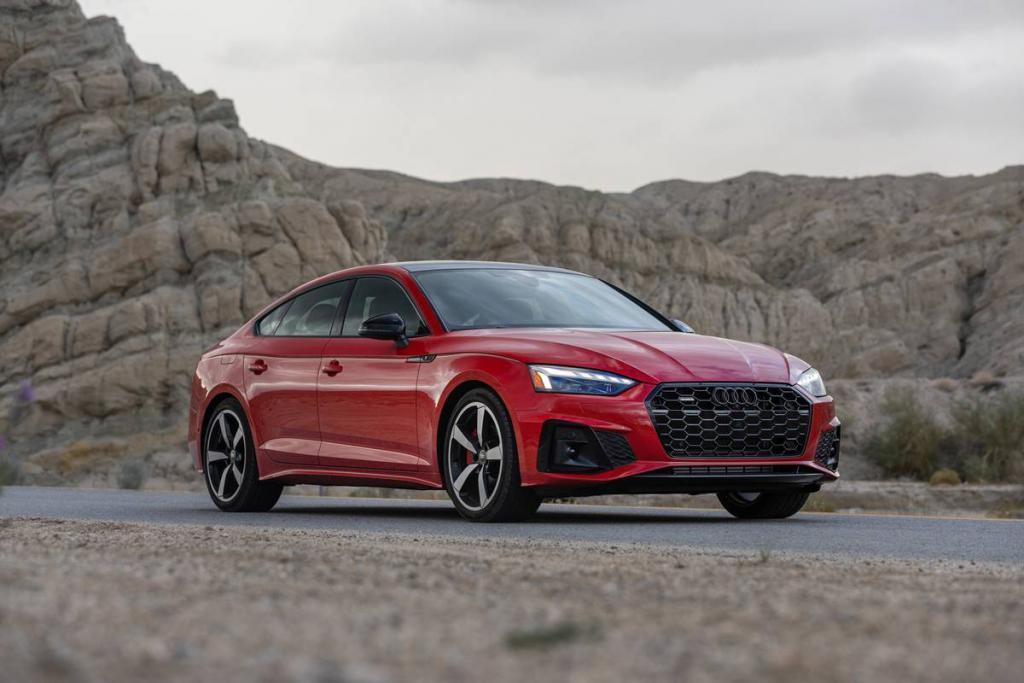 2024款奥迪A5/S5上市:增后排充电口、远程启动等,售37.98万元起