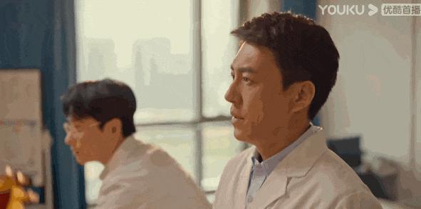 《欢迎来到麦乐村》收视破1.3，打了多少资方的脸，靳东又赌对了？