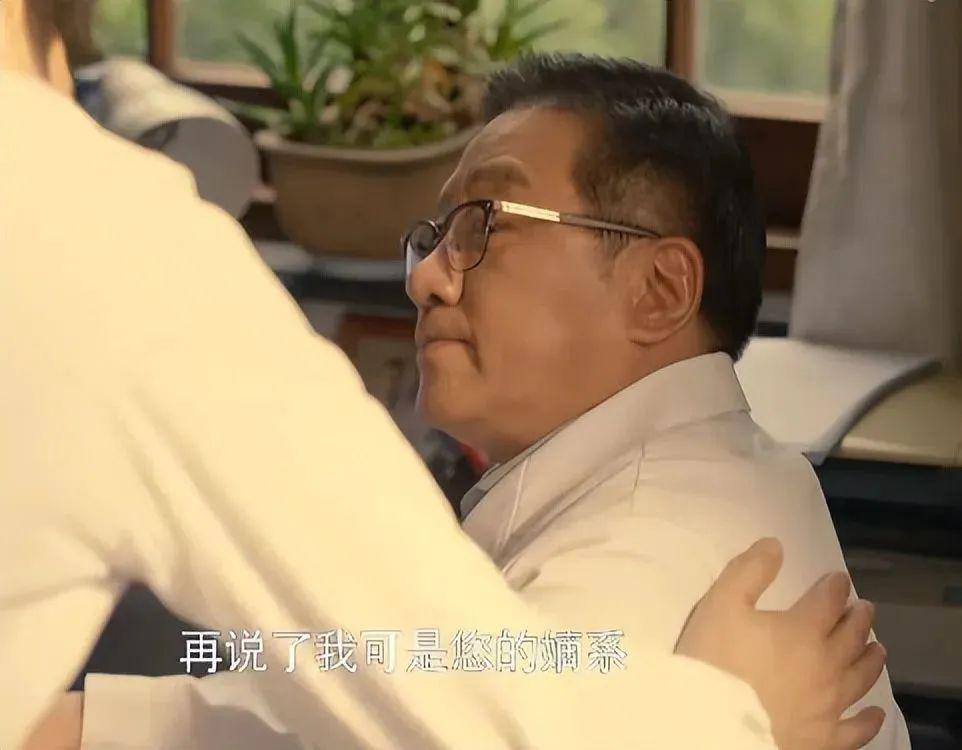 《欢迎来到麦乐村》收视破1.3，打了多少资方的脸，靳东又赌对了？