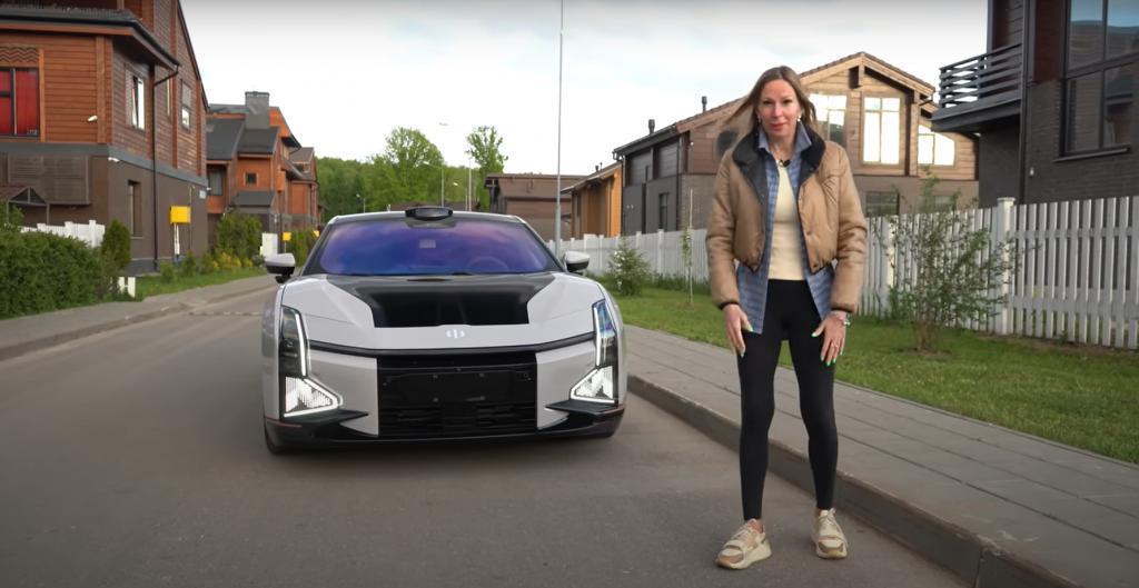 花百万买“二手车”，老外也有中国高端汽车梦