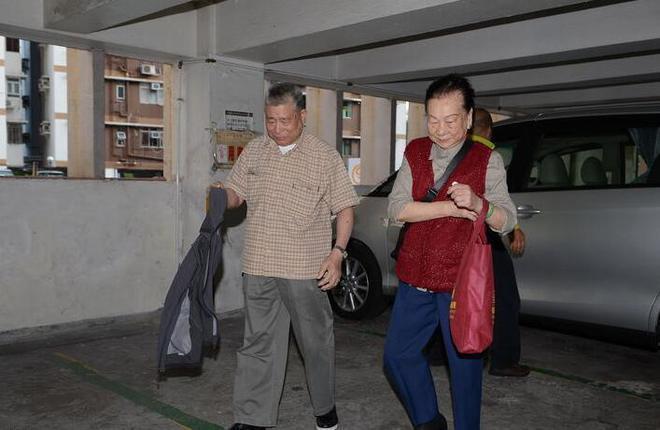 刘德华父亲因病去世，父子俩最后公开合影曝光