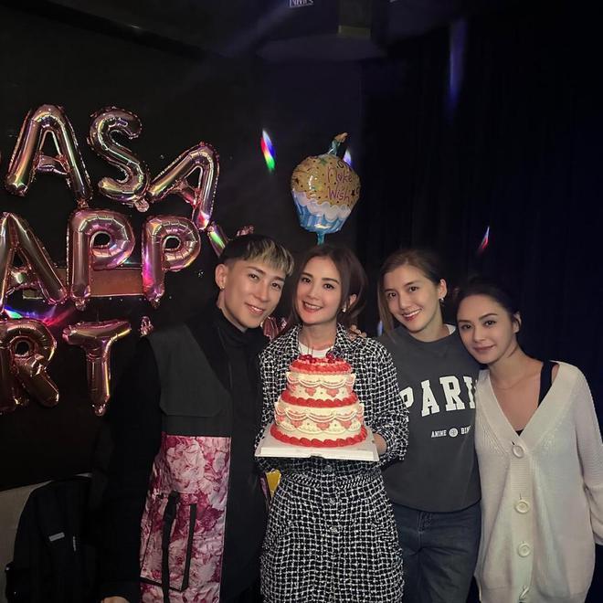 蔡卓妍41岁生日阵仗大！陈妍希吴千语齐聚美女如云