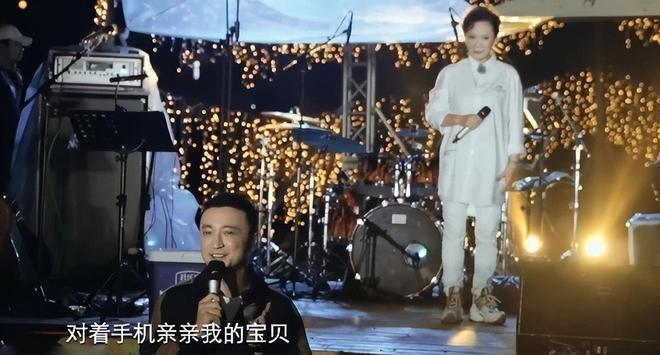 撒贝宁三亚被偶遇，教儿女游泳，被赞是好爸爸