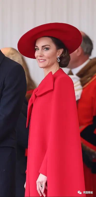 英王室为韩总统办奢华国宴！最抢镜的是凯特王妃的红衣美腿