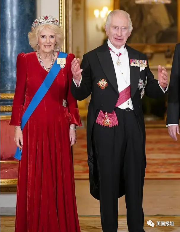 英王室为韩总统办奢华国宴！最抢镜的是凯特王妃的红衣美腿