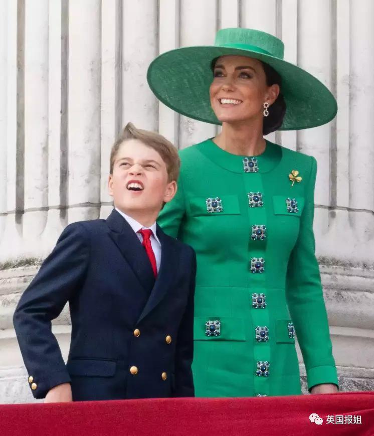 英王室为韩总统办奢华国宴！最抢镜的是凯特王妃的红衣美腿