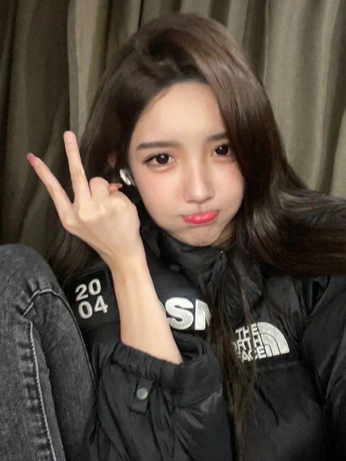 网红艾比承认是变性人！整容上百次出现严重后遗症