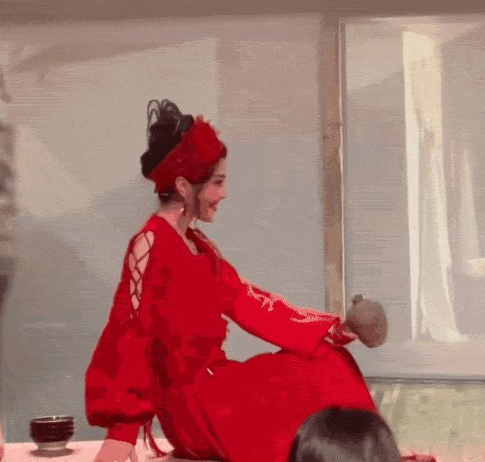陈丽君爆火，戏曲就有救了吗？