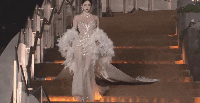 顶流红毯:热巴性感华贵,娜然清新脱俗!但娜扎这次秒了所有