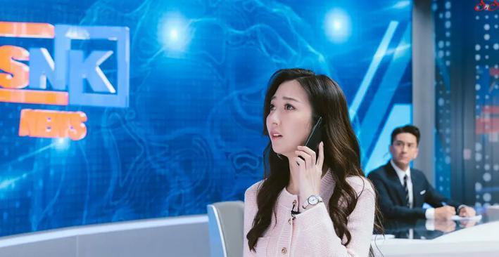 佘诗曼在演一种很新的宫斗
