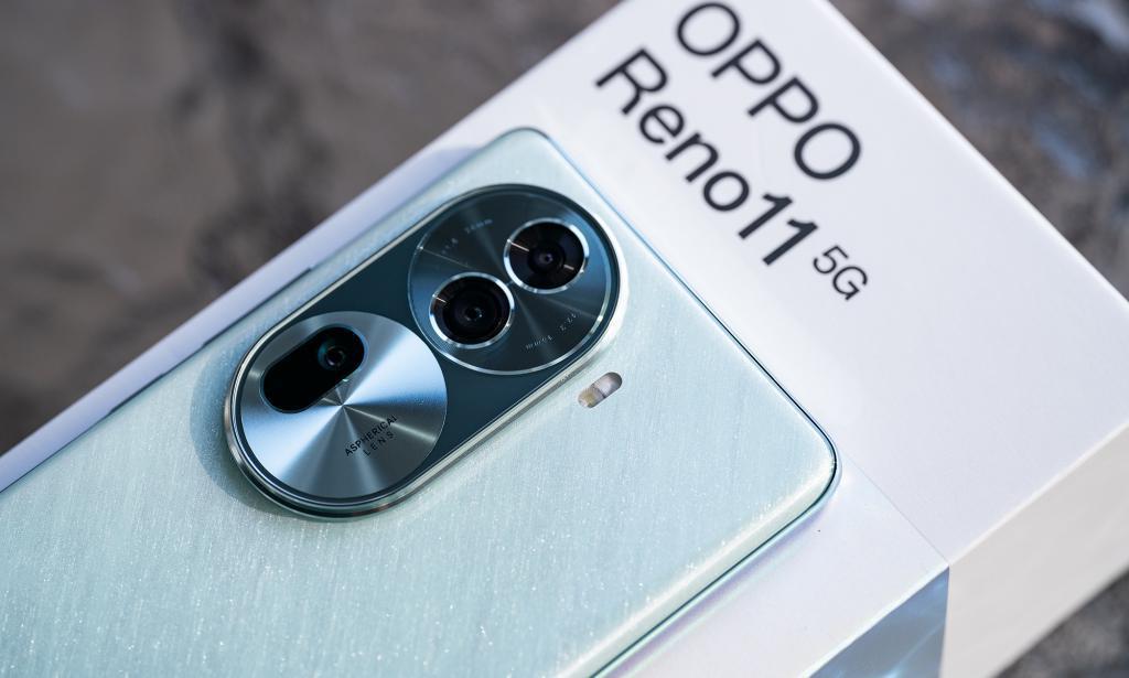 OPPO Reno11首发评测：「要啥有啥」才是「超级标准版」