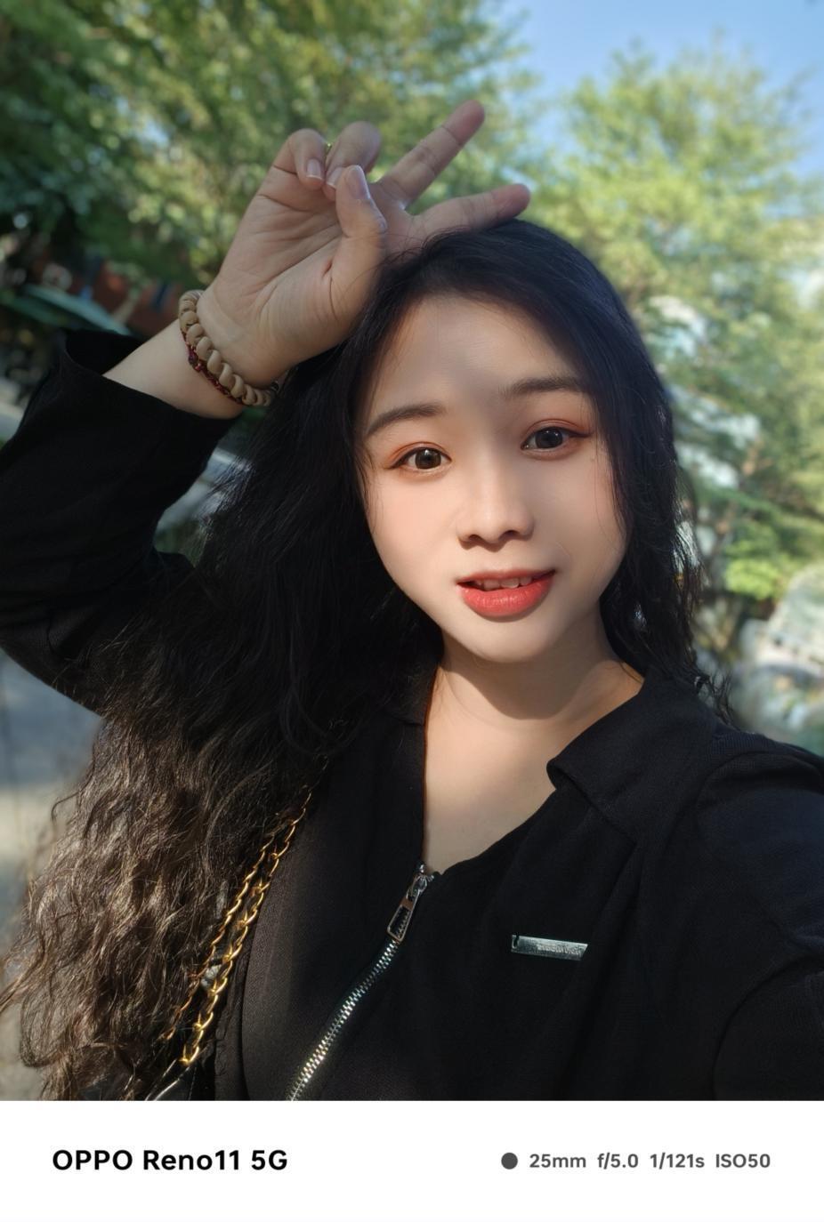 OPPO Reno11首发评测：「要啥有啥」才是「超级标准版」