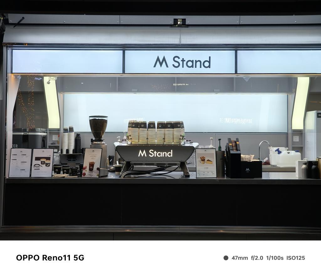 OPPO Reno11首发评测：「要啥有啥」才是「超级标准版」