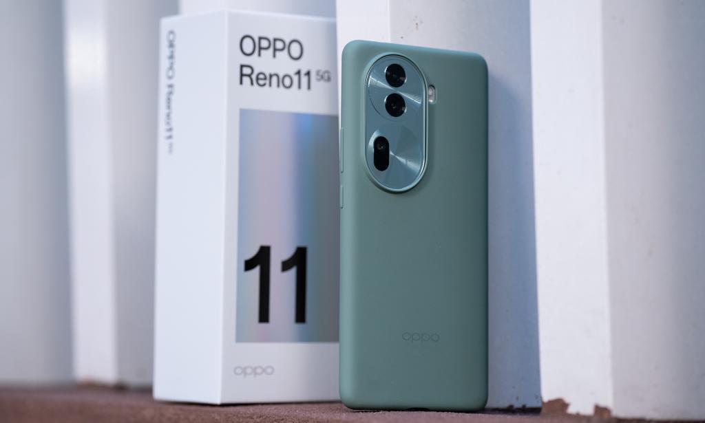 OPPO Reno11首发评测：「要啥有啥」才是「超级标准版」