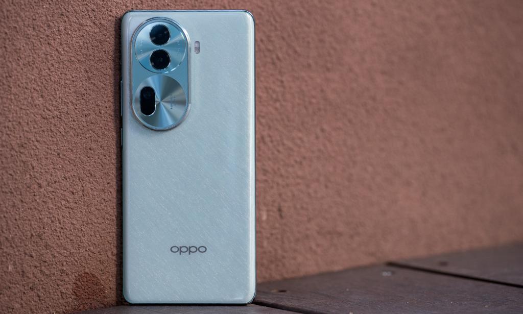 OPPO Reno11首发评测：「要啥有啥」才是「超级标准版」