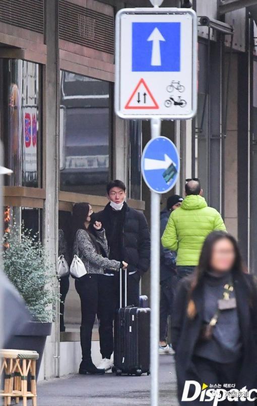 韩知名足球国脚不雅视频疯传，牵出已婚女星！调查竟是嫂子策划，被曝与他不伦恋？！