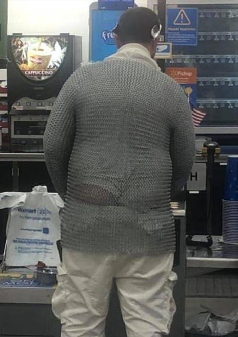 哈哈哈哈！来到美国之后才知道，原来衣服还可以这样穿