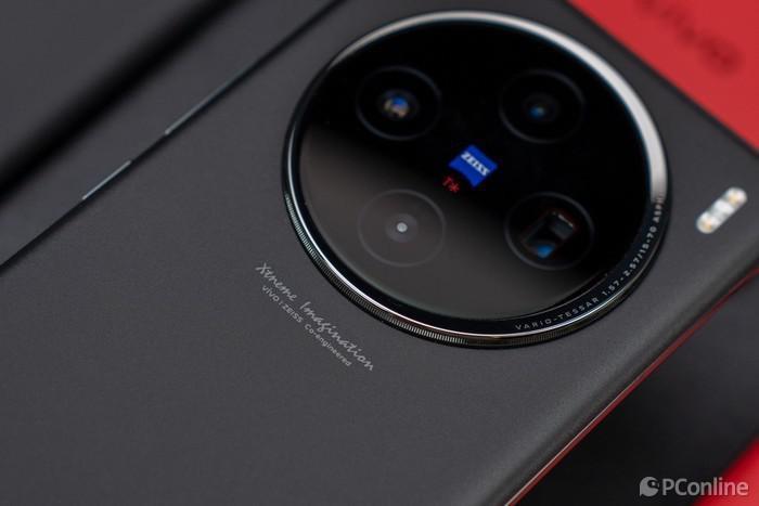 不露锋芒的旗舰标准版，也能拥有满分体验