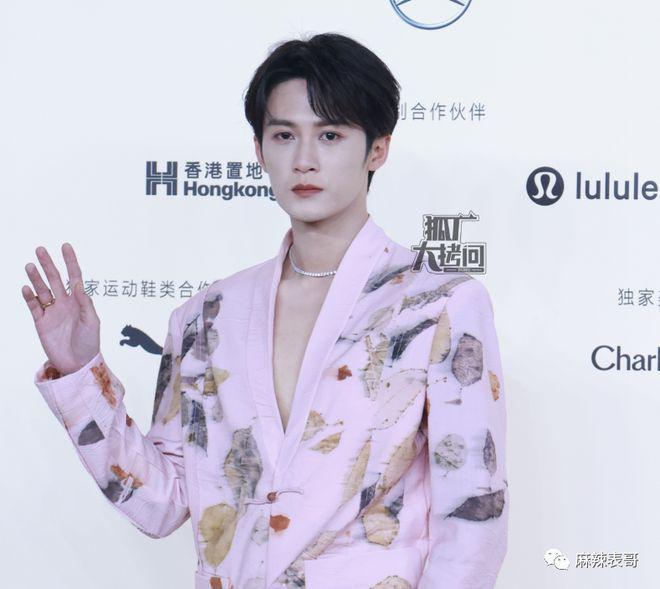 寒酸成这样的vogue盛典，依旧是明星们的修罗场啊