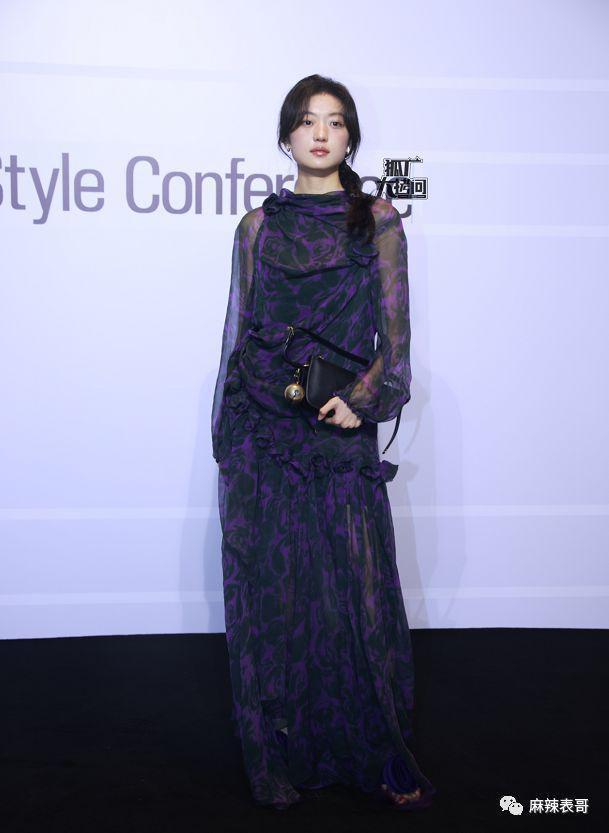 寒酸成这样的vogue盛典，依旧是明星们的修罗场啊